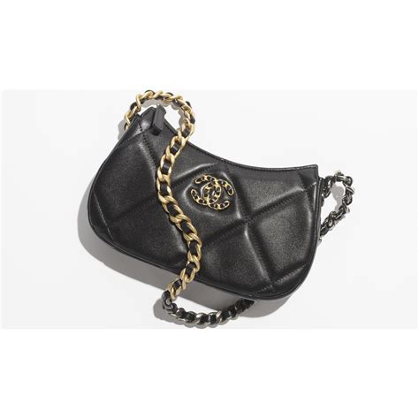 chanel wristlet clutch|chanel clutch bag with chain.